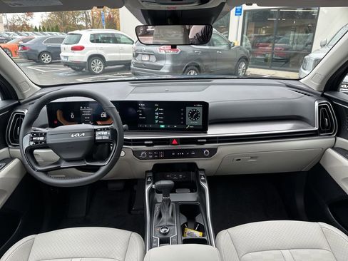 New 2026 Kia Sorento S w/ S Panoramic Sunroof Package image 25