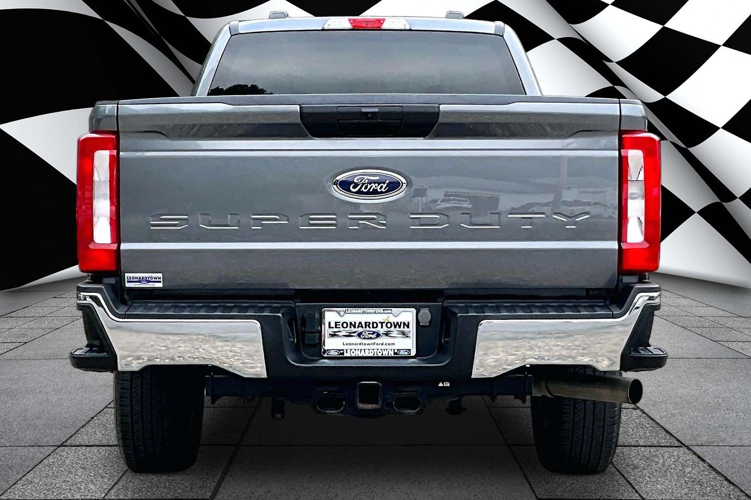 Certified 2023 Ford F250 XLT AWD/4WD image 5