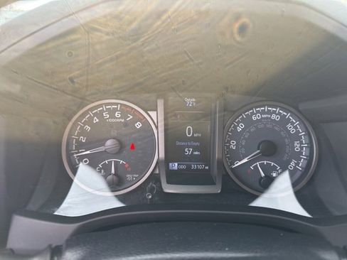 Used 2021 Toyota Tacoma TRD Sport w/ Technology Package image 14