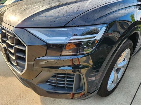 Used 2022 Audi Q8 Premium Plus w/ Premium Plus Package AWD/4WD image 8