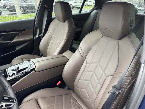 Certified 2025 BMW 530i xDrive w/ M Sport Package image 21