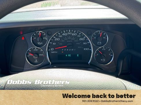 New 2026 Chevrolet Express 2500 w/ Driver Convenience Package RWD image 20