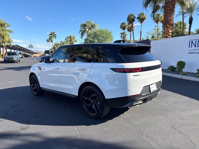 Used 2023 Land Rover Range Rover Sport SE AWD/4WD image 7