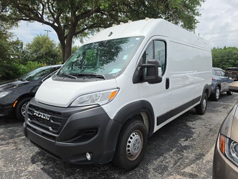 Used 2025 RAM ProMaster 2500 w/ Convenience Group FWD image 7