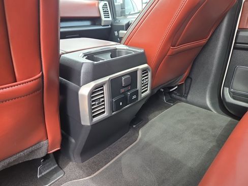 Used 2019 Ford F150 Platinum w/ Equipment Group 701A Luxury AWD/4WD image 46