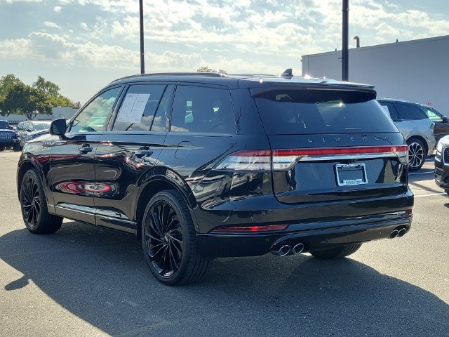 Used 2024 Lincoln Aviator Black Label w/ Jet Package AWD/4WD image 3