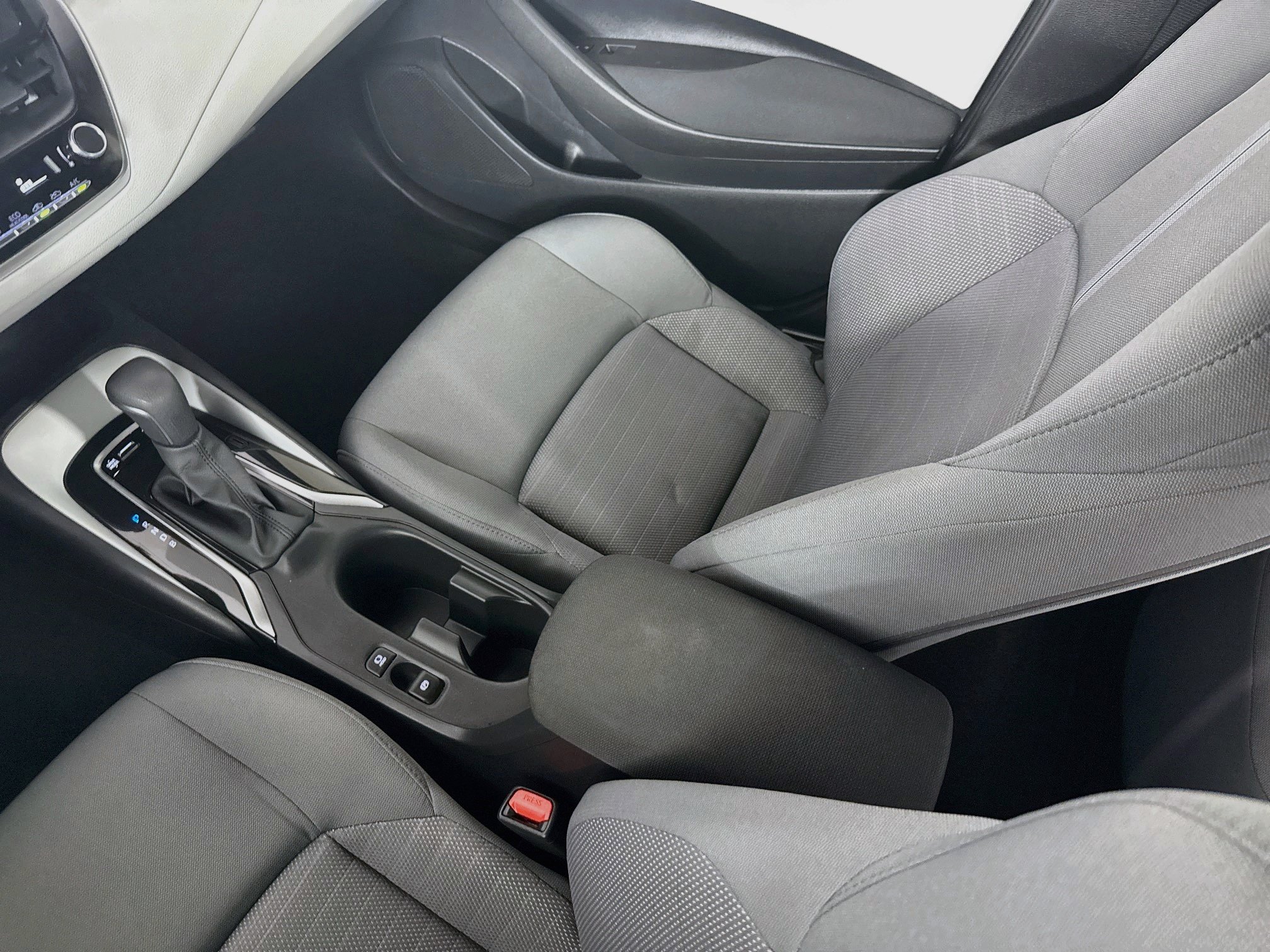 Used 2026 Toyota Corolla SE FWD image 26