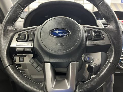 Used 2018 Subaru Forester 2.5i Limited AWD/4WD image 18