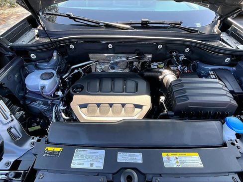 New 2026 Volkswagen Atlas Peak Edition image 16