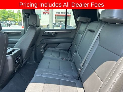 Used 2025 Chevrolet Tahoe LT RWD image 17