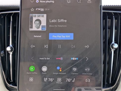 New 2026 Volvo XC60 B5 Ultra w/ Climate Package image 18