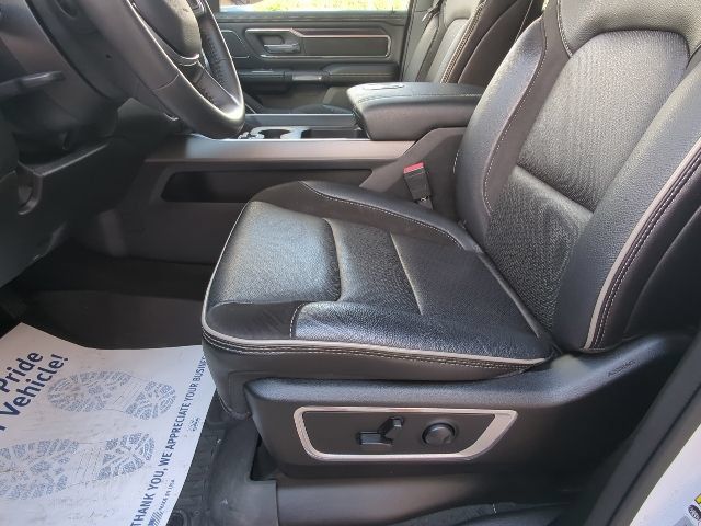 Used 2023 RAM 1500 Laramie AWD/4WD image 10