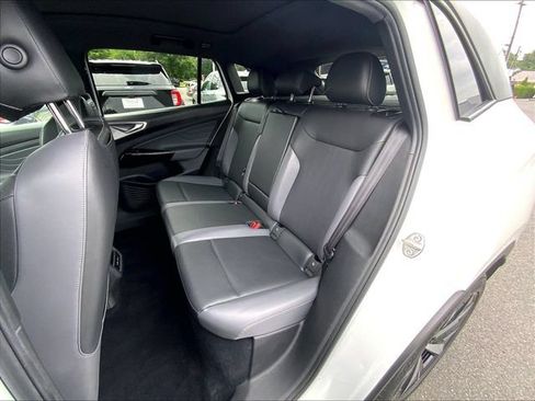 Used 2023 Volkswagen ID.4 Pro S RWD image 23