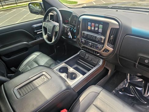 Used 2018 GMC Sierra 1500 Denali AWD/4WD image 10