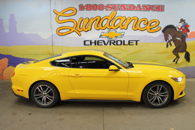Used 2015 Ford Mustang Premium RWD image 1
