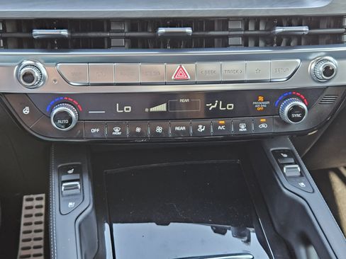 Used 2024 Kia Telluride SX X-Pro image 21