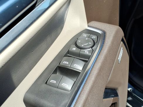 Used 2025 Chevrolet Silverado 1500 LTZ w/ LTZ Premium Package AWD/4WD image 14