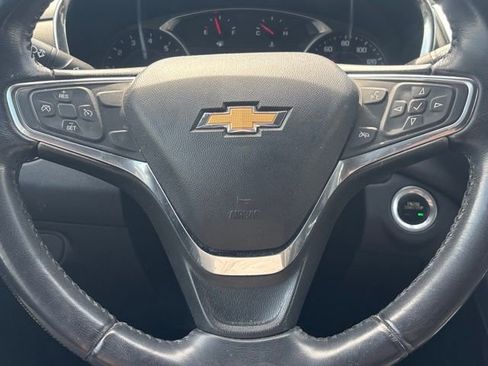 Used 2019 Chevrolet Equinox LT AWD/4WD image 17