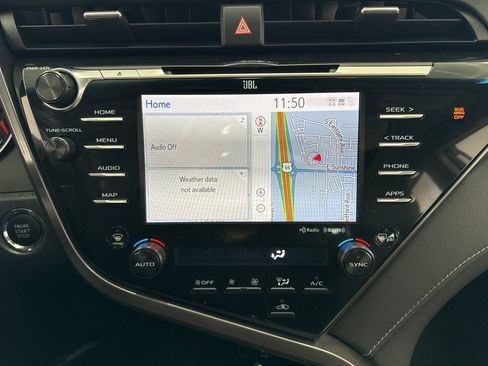 Used 2020 Toyota Camry XSE image 24