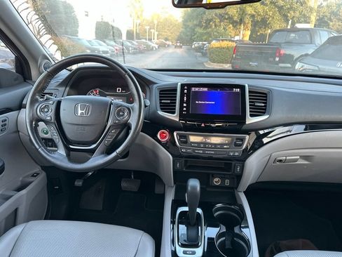 Used 2019 Honda Ridgeline RTL-E image 16