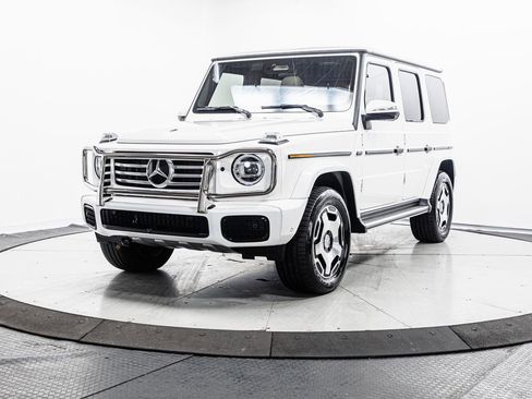 Certified 2025 Mercedes-Benz G 550 image 3