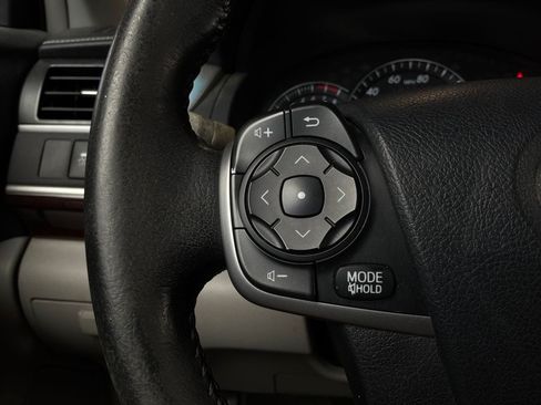 Used 2013 Toyota Camry XLE FWD image 33