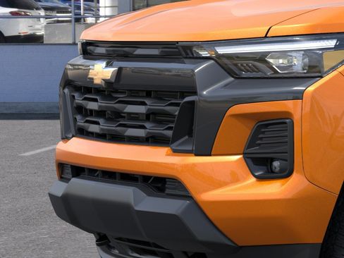 New 2026 Chevrolet Colorado LT w/ LT Convenience Package AWD/4WD image 37