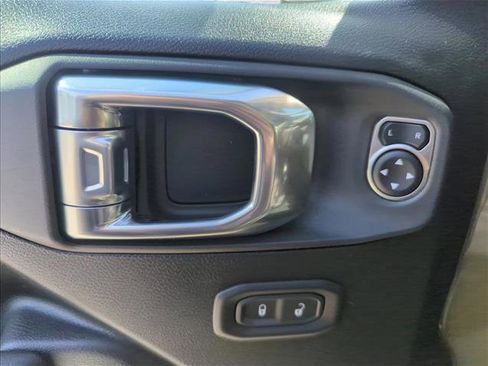 New 2026 Jeep Wrangler Unlimited Sport image 18