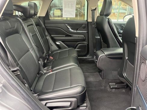 Used 2023 Lincoln Corsair AWD w/ Equipment Group 101A image 19