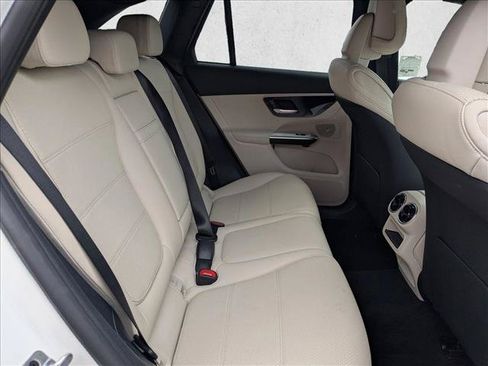 Certified 2026 Mercedes-Benz GLC 300 image 19