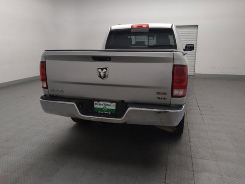 Used 2017 RAM 1500 Classic SLT AWD/4WD image 7