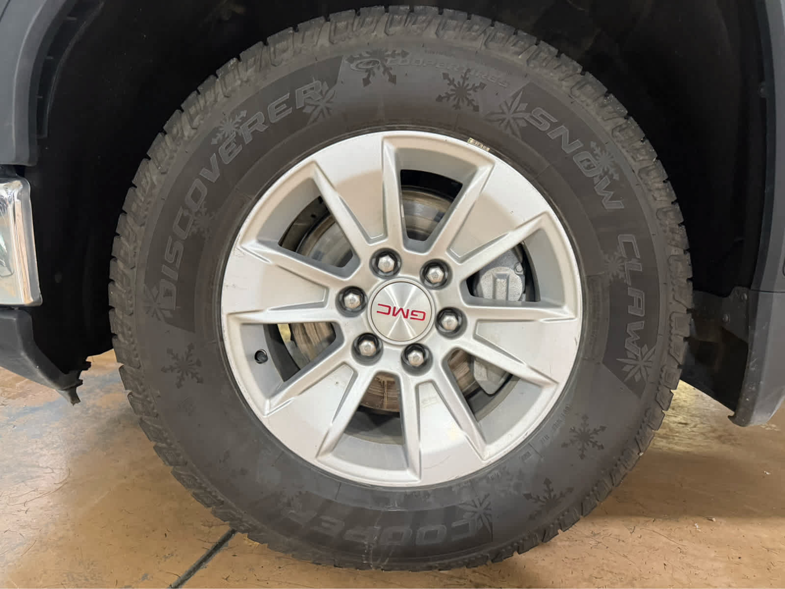 Used 2024 GMC Sierra 1500 SLE AWD/4WD image 11