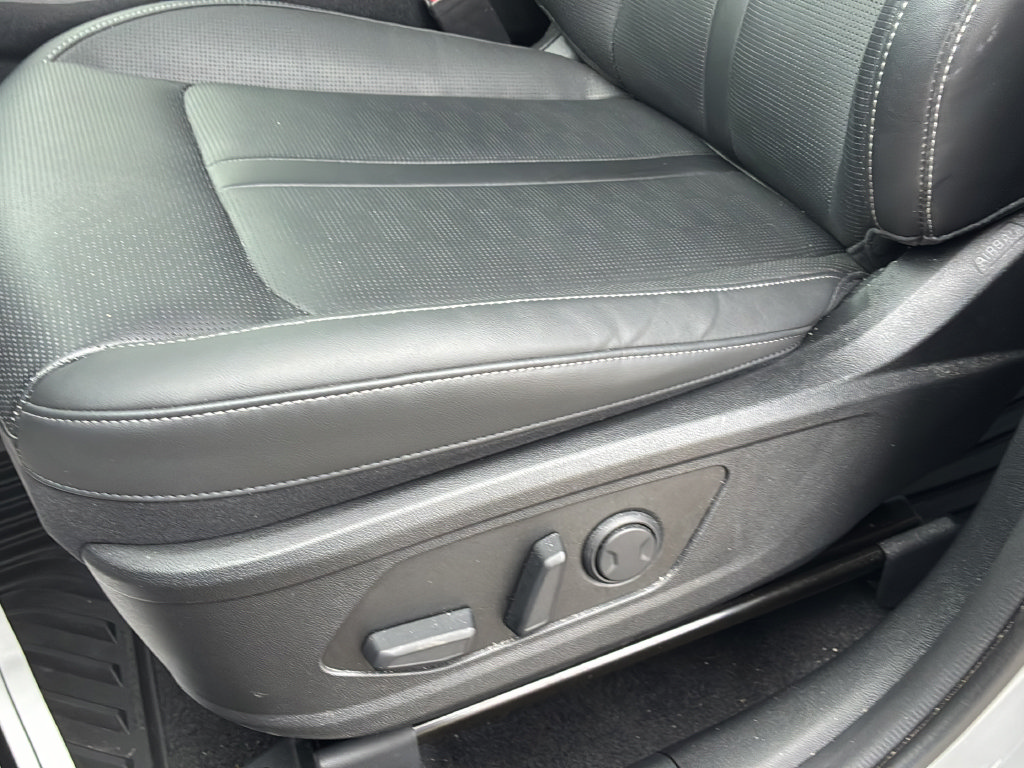 Used 2026 Kia Sorento S FWD image 15