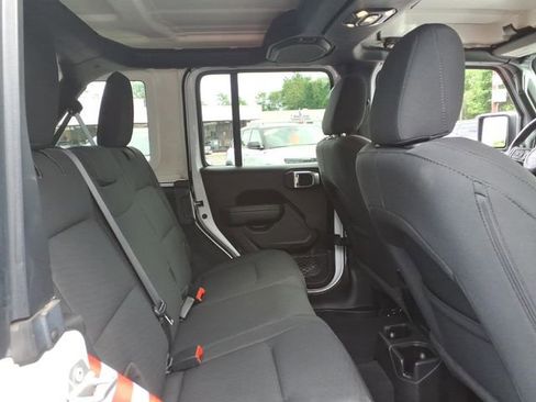 Used 2022 Jeep Wrangler Unlimited Sport AWD/4WD image 15