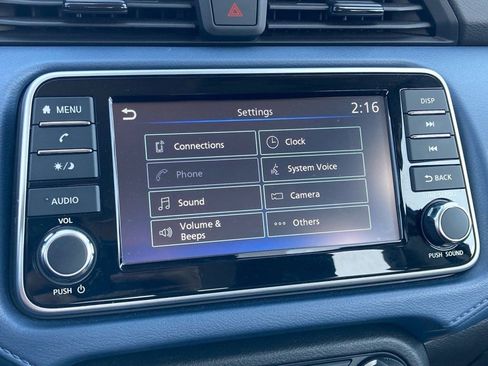 Used 2025 Nissan Versa SV image 20