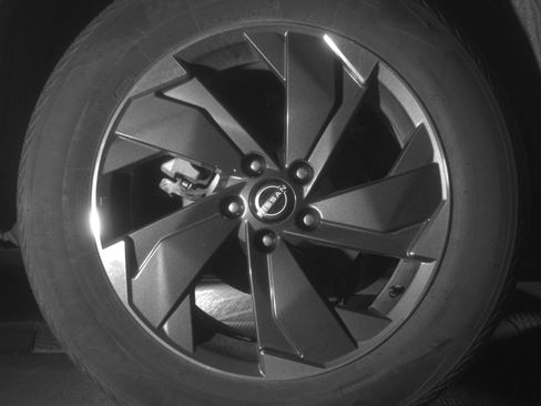 Used 2025 Nissan Rogue SV AWD/4WD image 18