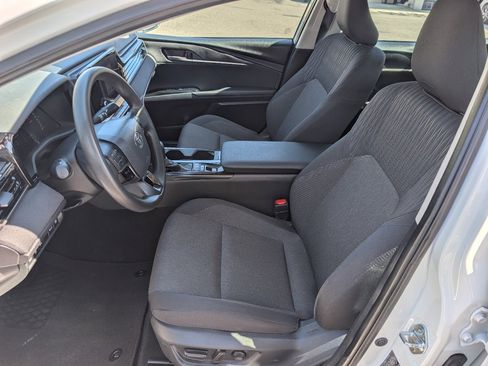 Used 2025 Toyota Camry LE w/ Convenience Package FWD image 2