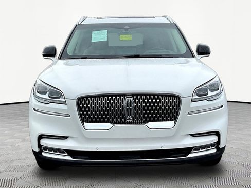 Used 2020 Lincoln Aviator Reserve w/ Equipment Group 202A AWD/4WD image 2