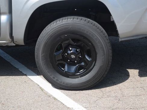 Used 2023 Toyota Tacoma SR AWD/4WD image 27