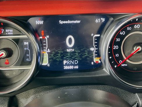 Used 2021 Jeep Wrangler Unlimited Rubicon w/ Dual Top Group AWD/4WD image 12