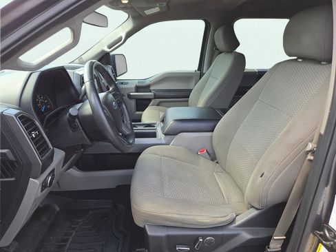 Used 2017 Ford F150 XLT w/ Equipment Group 302A Luxury image 17