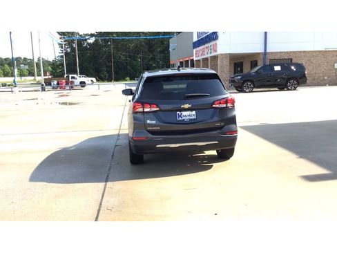 Used 2023 Chevrolet Equinox LT w/ Driver Convenience Package AWD/4WD image 7
