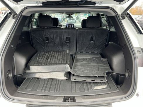 Certified 2024 Chevrolet Blazer LT w/ Convenience Package image 18