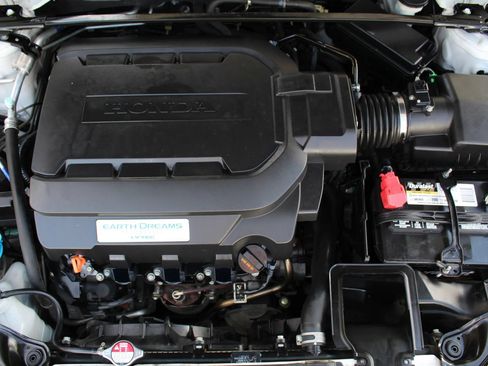Used 2015 Honda Accord EX-L image 41
