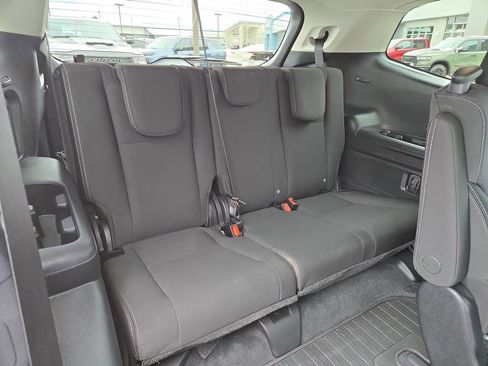 Certified 2025 Subaru Ascent Premium w/ Premium Package image 16