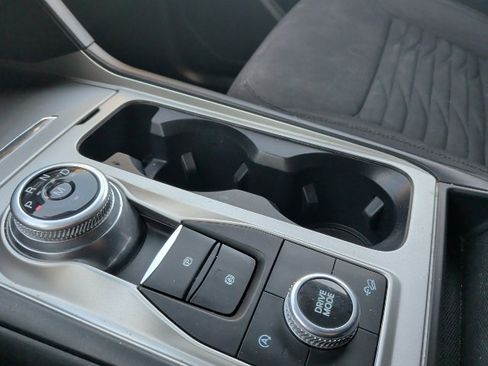 Used 2020 Ford Explorer XLT image 21