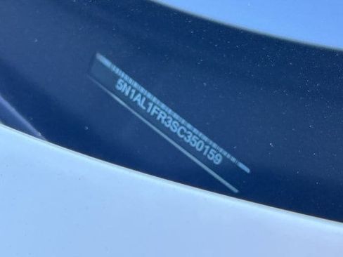 Certified 2025 INFINITI QX60 Luxe image 33