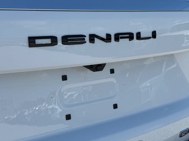 New 2026 GMC Yukon Denali AWD/4WD image 9