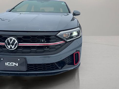 Used 2023 Volkswagen Jetta GLI Autobahn image 9