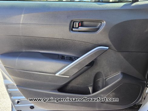 Used 2022 Toyota Corolla Cross LE image 16